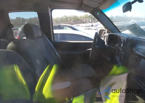 2001 Chevrolet Silverado 1500 из США, поврежденный, VIN 2GCEK19V411374976